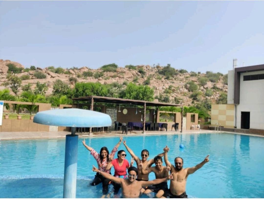 3Season Resort Hampi Extérieur photo
