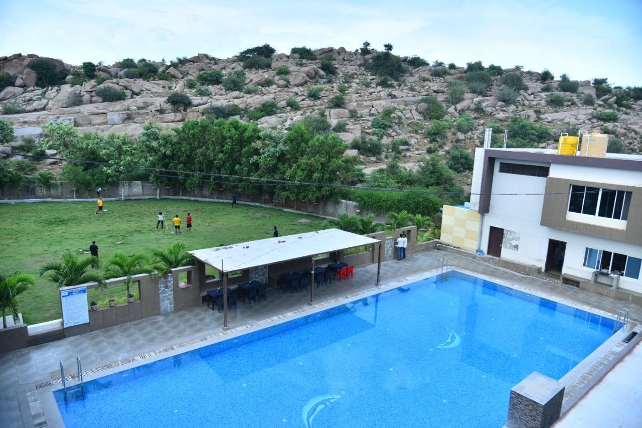 3Season Resort Hampi Extérieur photo